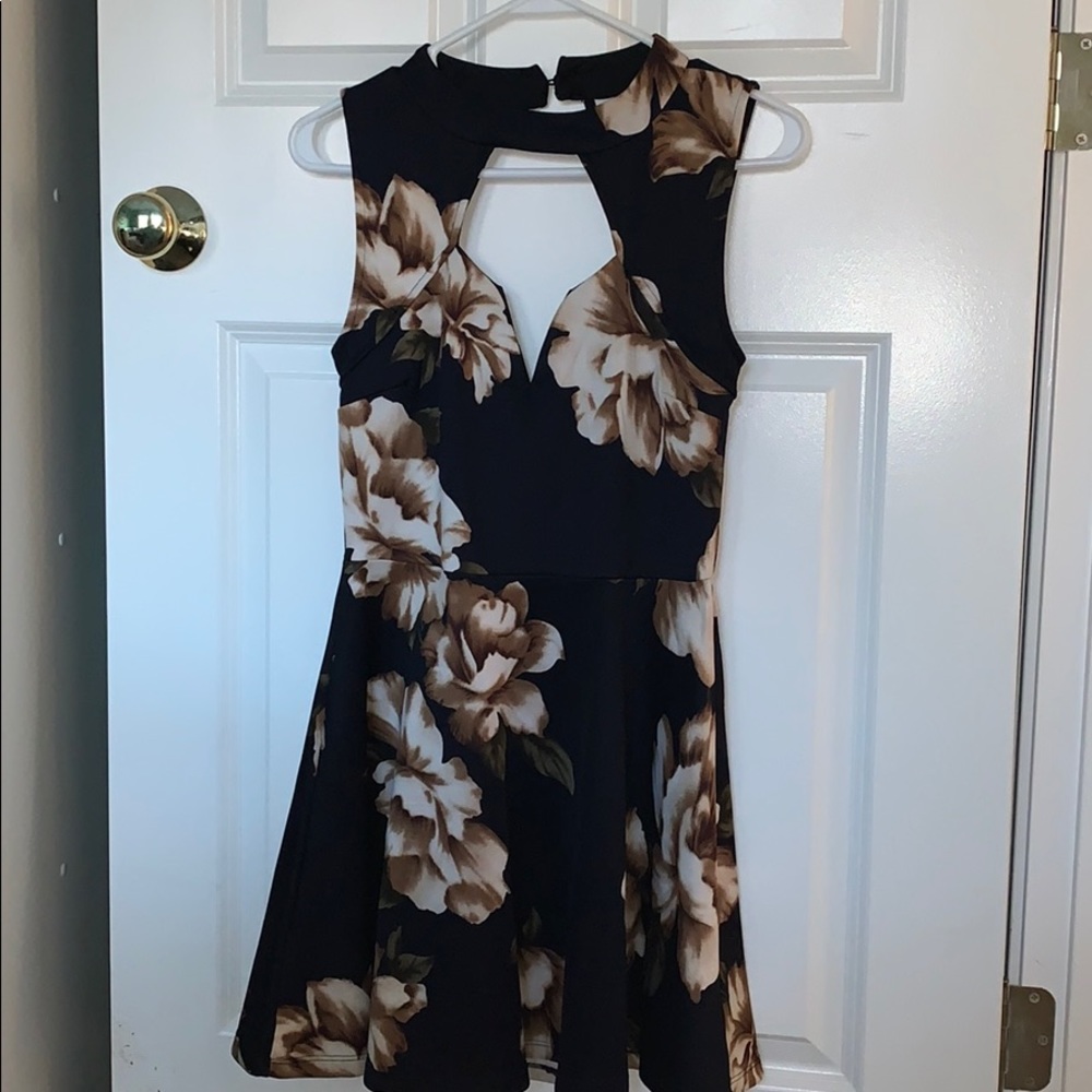 Flowy homecoming dress